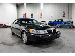 2002 Lincoln Town Car (CC-1774139) for sale in Kentwood, Michigan