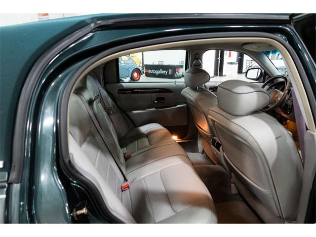 2002 Lincoln Town Car (CC-1774139) for sale in Kentwood, Michigan
