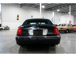 2002 Lincoln Town Car (CC-1774139) for sale in Kentwood, Michigan