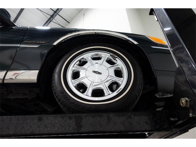 2002 Lincoln Town Car (CC-1774139) for sale in Kentwood, Michigan