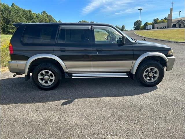 1997 Mitsubishi Pajero (CC-1774376) for sale in cleveland, Tennessee
