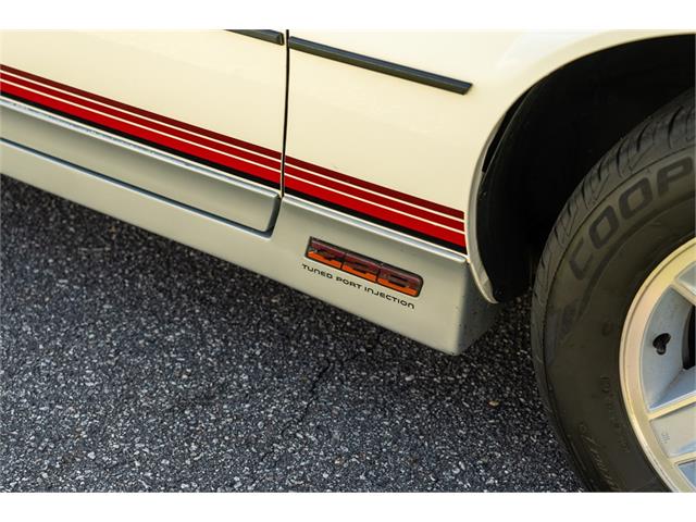 1985 Chevrolet Camaro Z28 (CC-1776081) for sale in Hickory, North Carolina