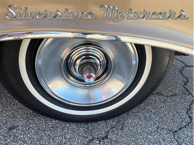 1963 Chrysler Imperial Lebaron (CC-1770623) for sale in North Andover, Massachusetts