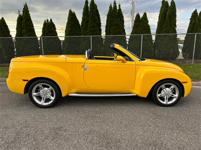 2004 Chevrolet SSR for Sale | ClassicCars.com | CC-1777743