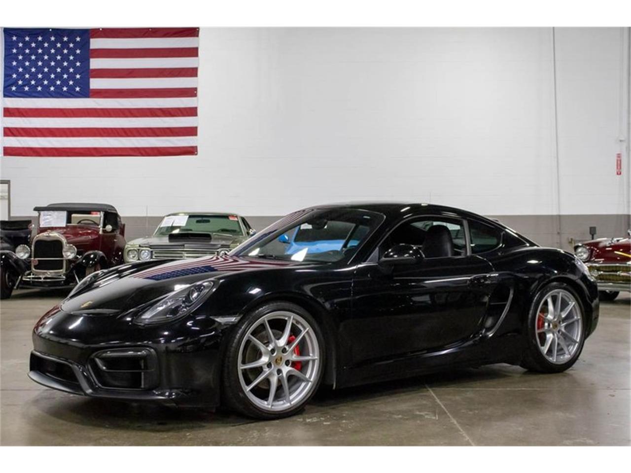 For Sale: 2016 Porsche Cayman in Ken2od, Michigan for sale in Grand Rapids, MI