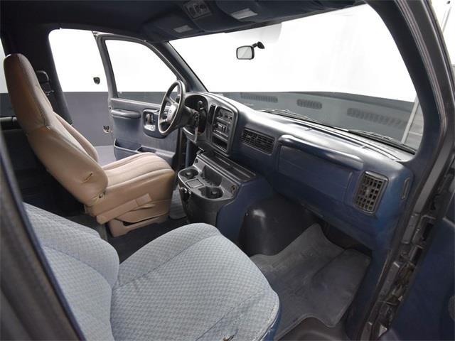 1998 Chevrolet Express (CC-1778719) for sale in Saint Cloud, Minnesota