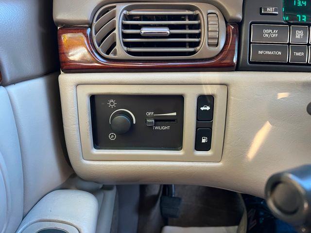 1997 Cadillac DeVille (CC-1779157) for sale in Seattle, Washington