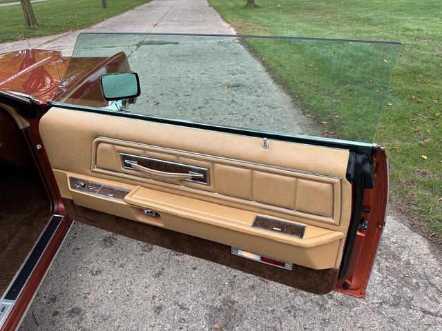1976 Lincoln Continental (CC-1782401) for sale in Shelby Township, Michigan