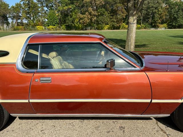 1976 Lincoln Continental (CC-1782401) for sale in Shelby Township, Michigan