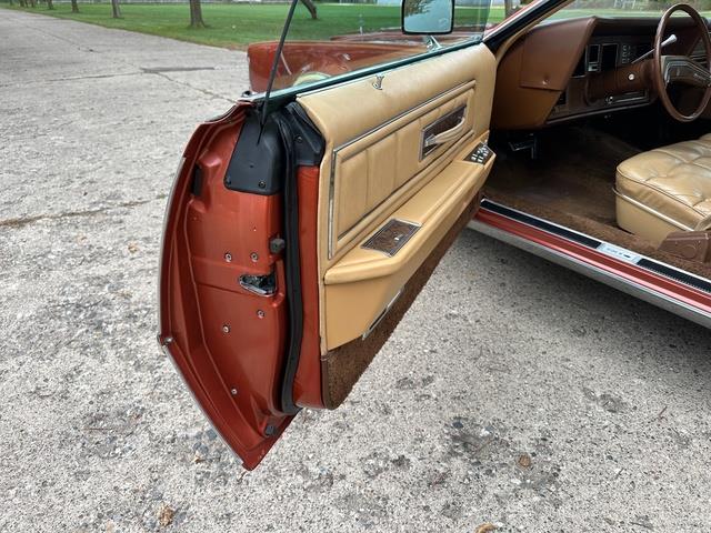 1976 Lincoln Continental (CC-1782401) for sale in Shelby Township, Michigan