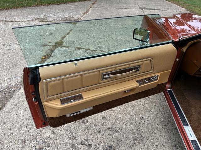 1976 Lincoln Continental (CC-1782401) for sale in Shelby Township, Michigan