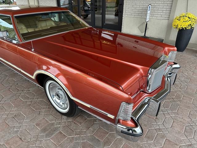 1976 Lincoln Continental (CC-1782401) for sale in Shelby Township, Michigan