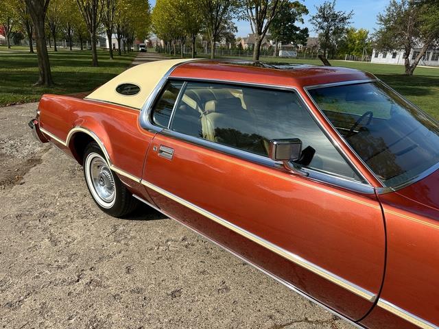 1976 Lincoln Continental (CC-1782401) for sale in Shelby Township, Michigan