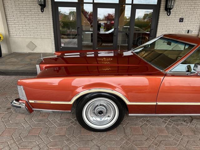 1976 Lincoln Continental (CC-1782401) for sale in Shelby Township, Michigan
