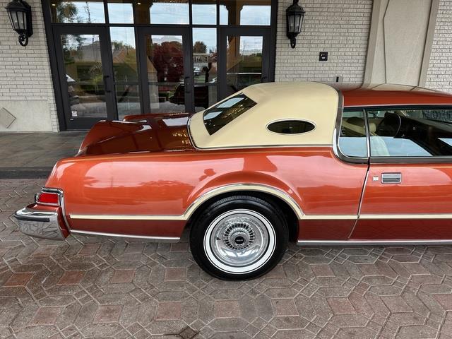 1976 Lincoln Continental (CC-1782401) for sale in Shelby Township, Michigan