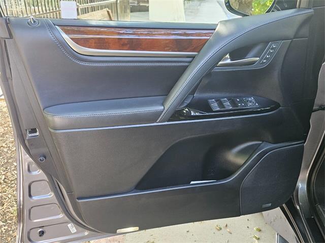 2019 Lexus LX570 (CC-1784143) for sale in Woodland Hills, California