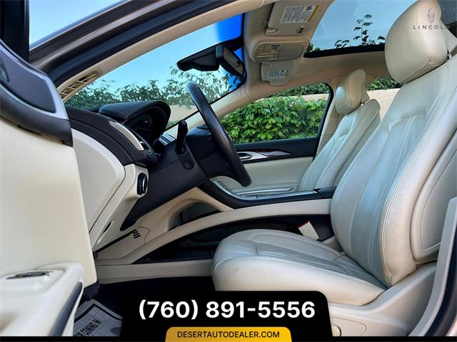 2015 Lincoln MKZ (CC-1780459) for sale in Palm Desert, California