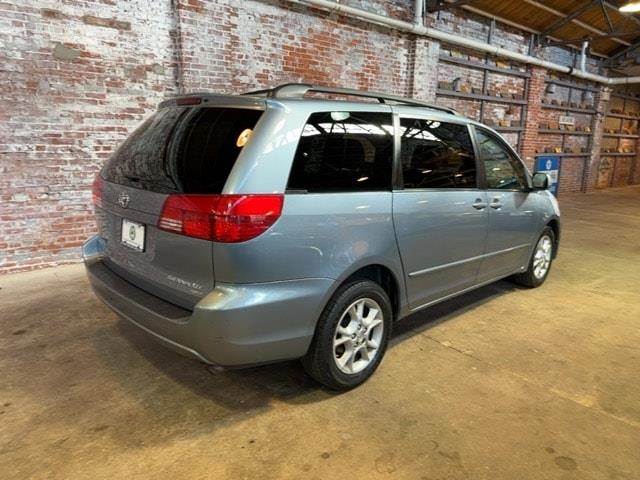 2004 Toyota Sienna (CC-1784906) for sale in Reading, Pennsylvania