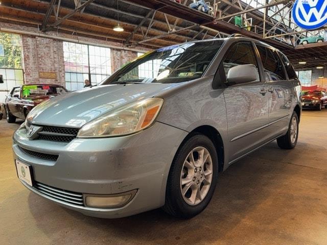 2004 Toyota Sienna (CC-1784906) for sale in Reading, Pennsylvania