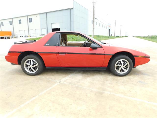 1985 Pontiac Fiero (CC-1785205) for sale in O'Fallon, Illinois