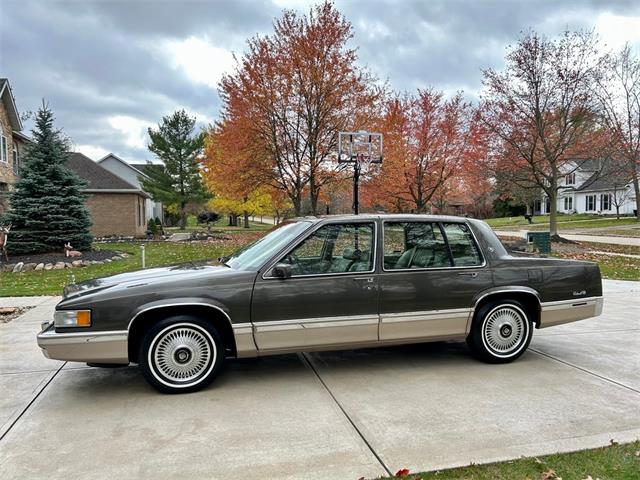 1993 Cadillac Sedan DeVille (CC-1786206) for sale in North Royalton, Ohio