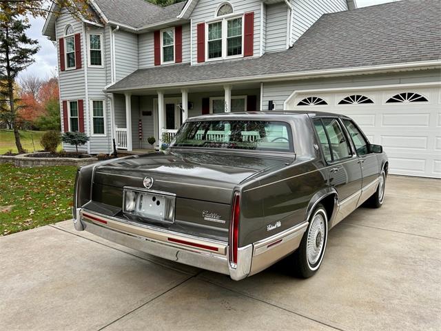 1993 Cadillac Sedan DeVille (CC-1786206) for sale in North Royalton, Ohio