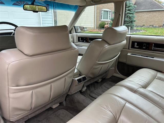 1993 Cadillac Sedan DeVille (CC-1786206) for sale in North Royalton, Ohio