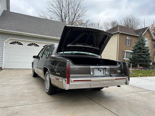 1993 Cadillac Sedan DeVille (CC-1786206) for sale in North Royalton, Ohio