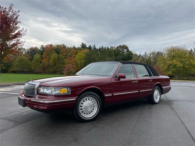 1997 Lincoln Town Car for Sale ClassicCars CC 1780855