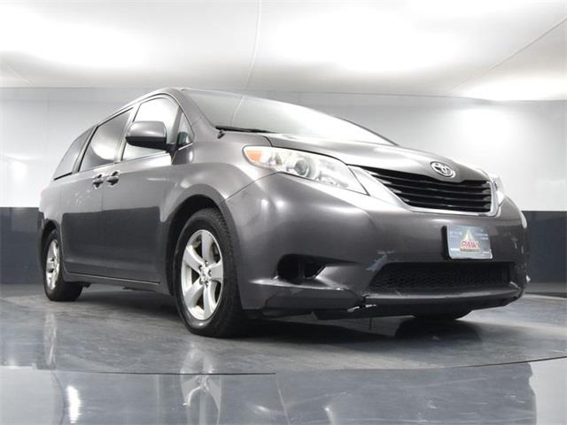 2011 Toyota Sienna (CC-1789385) for sale in Saint Cloud, Minnesota