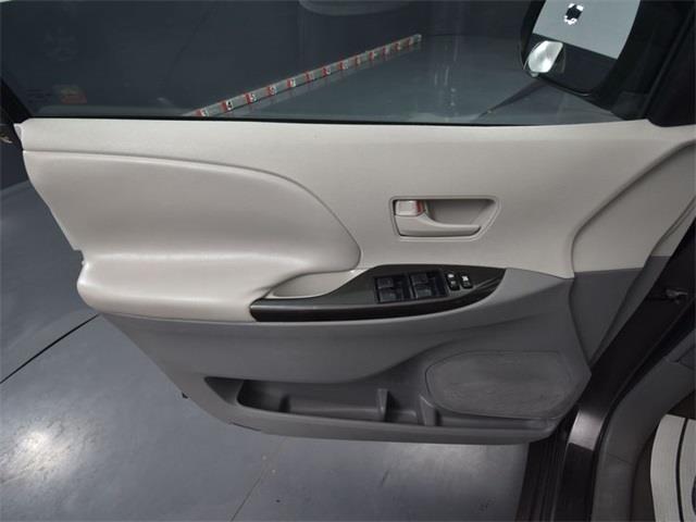 2011 Toyota Sienna (CC-1789385) for sale in Saint Cloud, Minnesota
