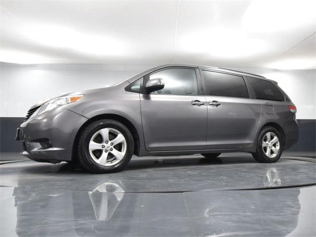 2011 Toyota Sienna (CC-1789385) for sale in Saint Cloud, Minnesota