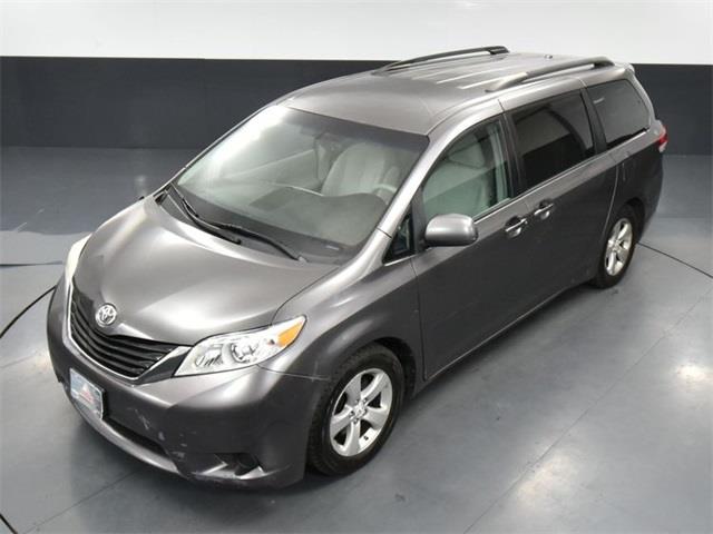2011 Toyota Sienna (CC-1789385) for sale in Saint Cloud, Minnesota