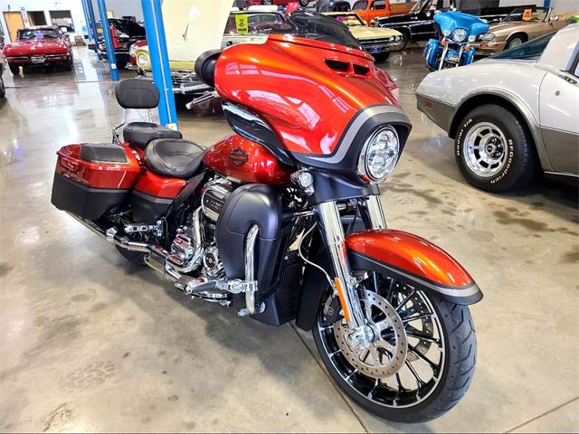 2018 Harley-Davidson CVO Street Glide (CC-1790048) for sale in Salem, Ohio