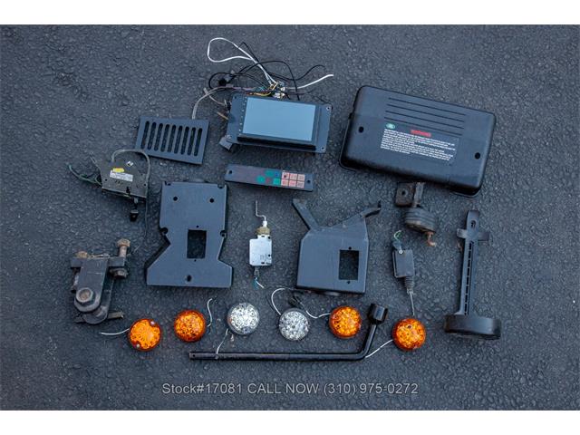 1995 Land Rover Defender (CC-1795508) for sale in Beverly Hills, California