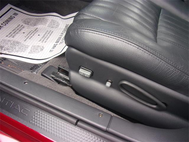 2000 Pontiac Grand Prix (CC-1795765) for sale in Mill Hall, Pennsylvania