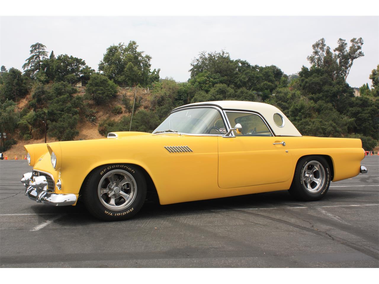 1955 Ford Thunderbird in Pasadena, California