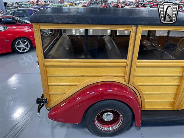 1937 Ford Woody Wagon (CC-1797390) for sale in O'Fallon, Illinois