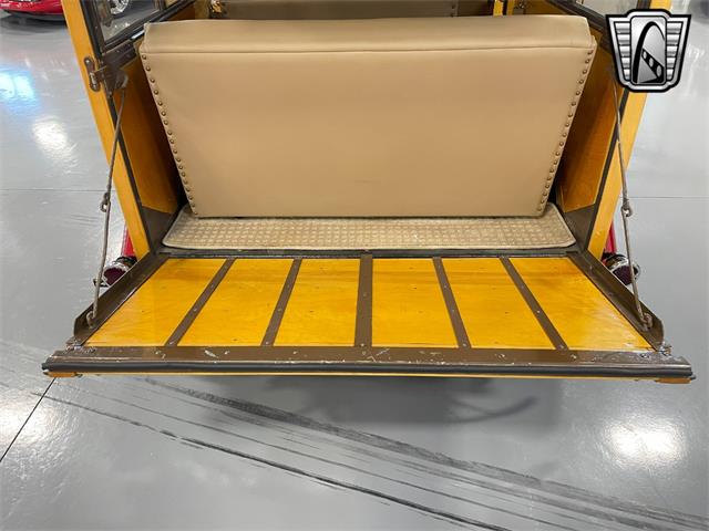 1937 Ford Woody Wagon (CC-1797390) for sale in O'Fallon, Illinois