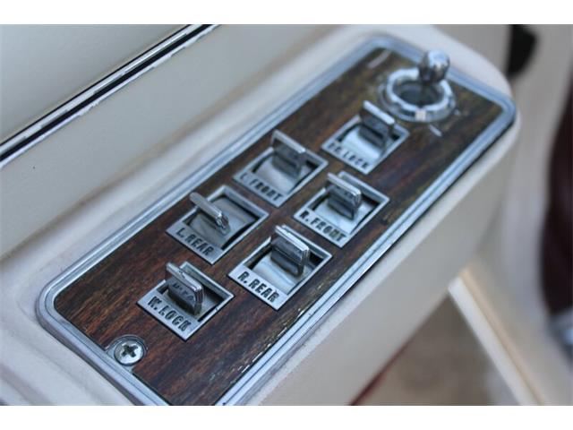 1977 Chrysler New Yorker (CC-1798057) for sale in Fort Wayne, Indiana