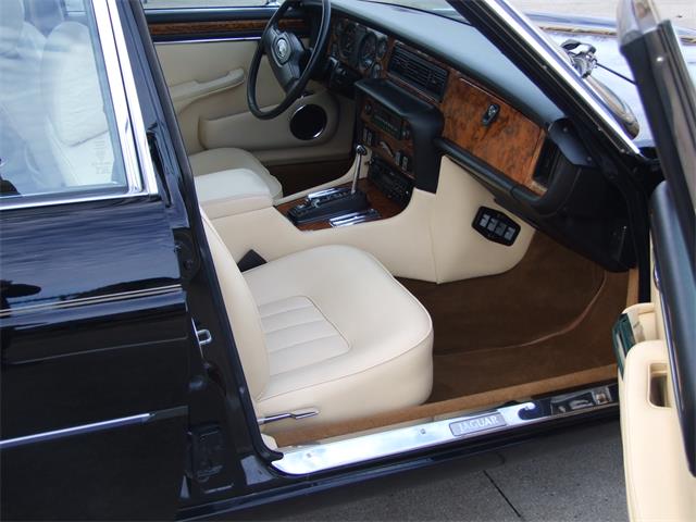 1986 Jaguar XJ6 (CC-1798728) for sale in North Canton, Ohio