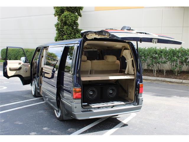 1995 Nissan Caravan (CC-1799836) for sale in O'Fallon, Illinois