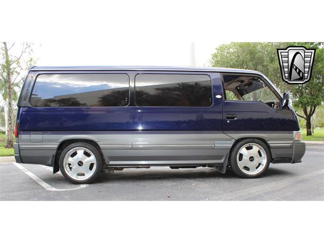 1995 Nissan Caravan (CC-1799836) for sale in O'Fallon, Illinois