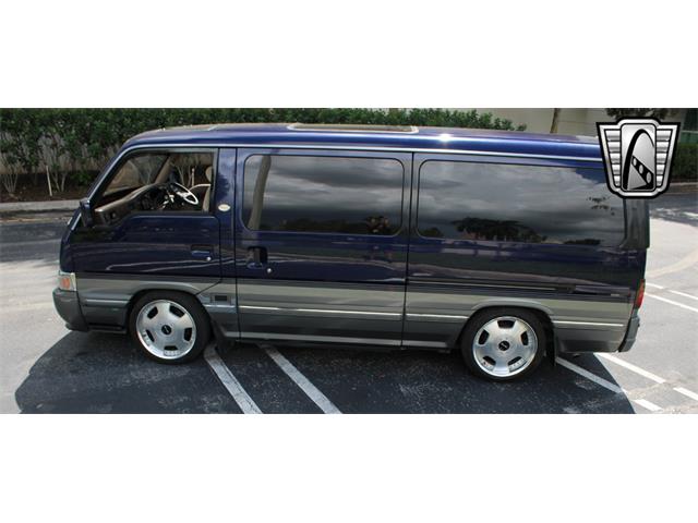 1995 Nissan Caravan (CC-1799836) for sale in O'Fallon, Illinois