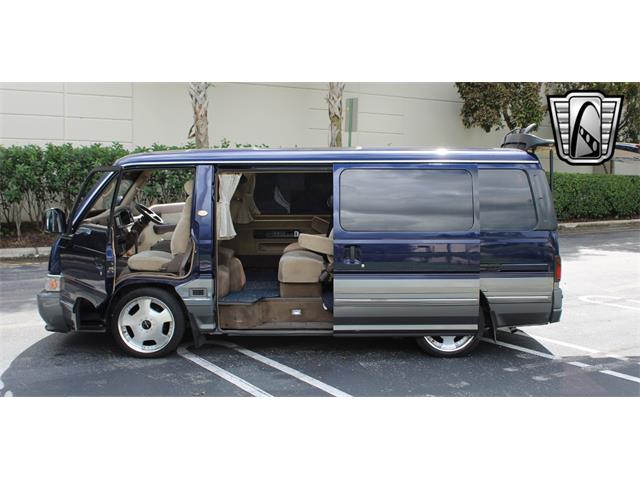 1995 Nissan Caravan (CC-1799836) for sale in O'Fallon, Illinois