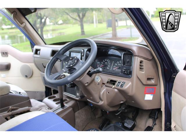 1995 Nissan Caravan (CC-1799836) for sale in O'Fallon, Illinois