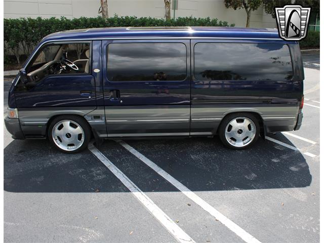 1995 Nissan Caravan (CC-1799836) for sale in O'Fallon, Illinois