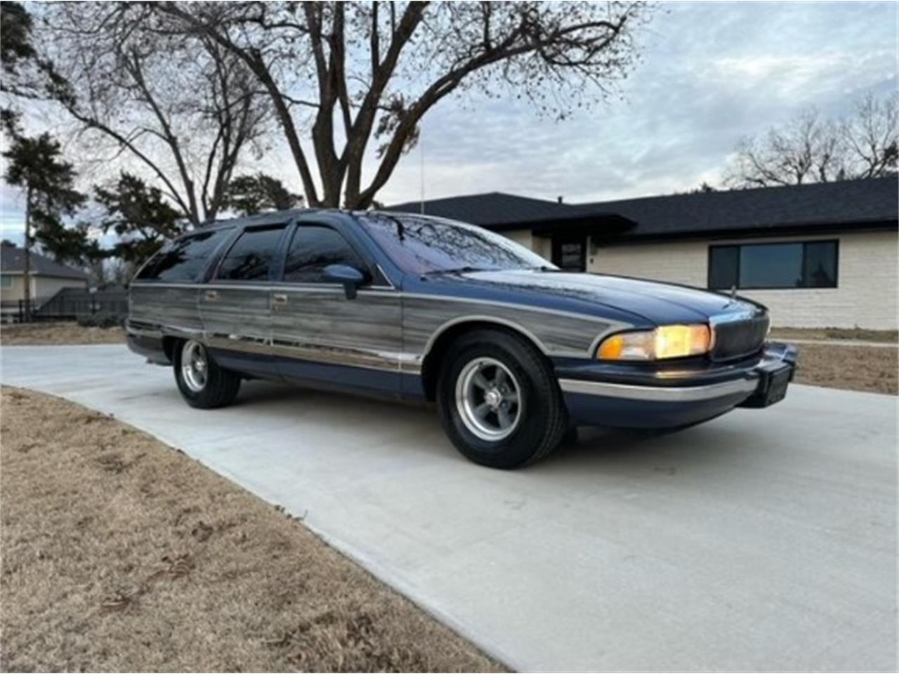 For Sale at Auction: 1994 Buick Roadmaster in Shawnee, Oklahoma for sale in Shawnee, OK