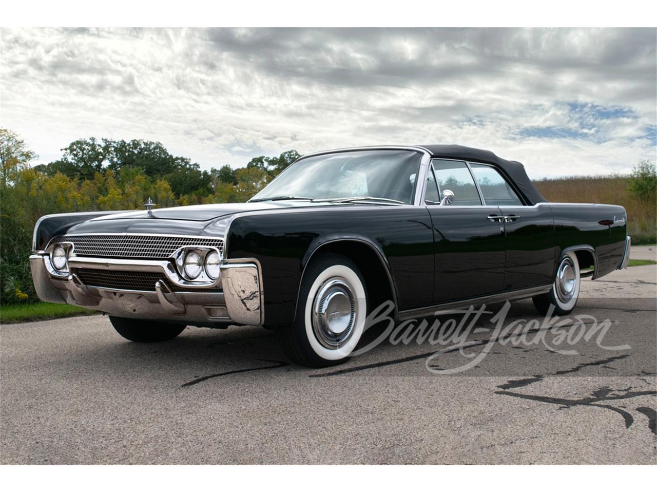 For Sale at Auction: 1961 Lincoln Continental in Scottsdale, Arizona for sale in Scottsdale, AZ