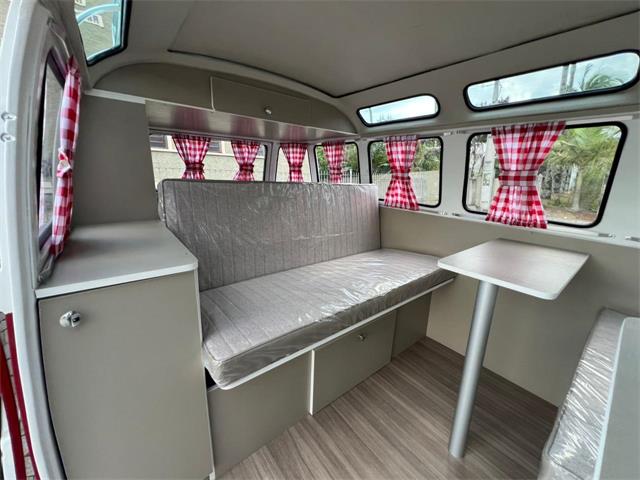 1975 Volkswagen Bus (CC-1800196) for sale in Houston, Texas